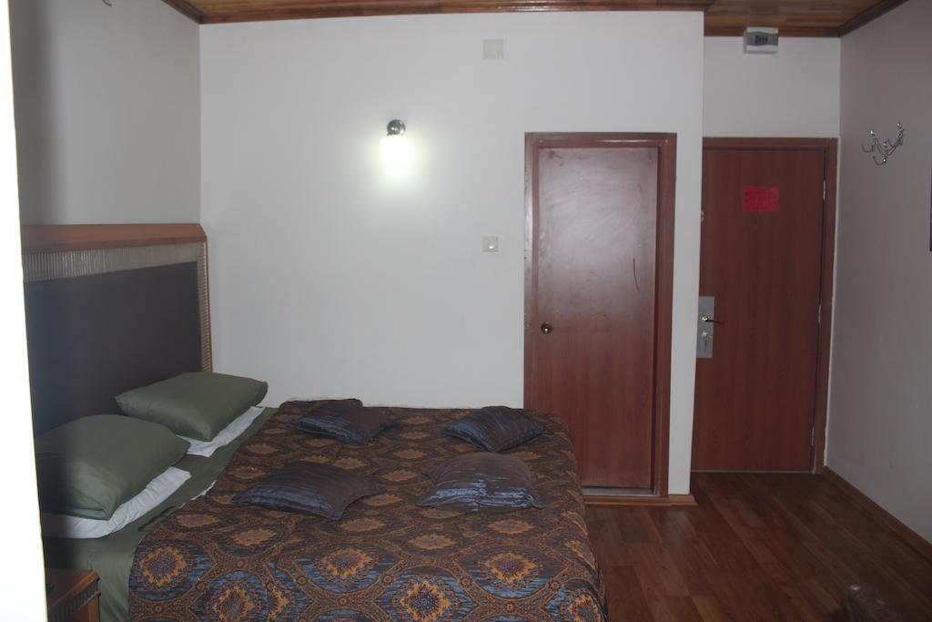 Herton Hotel Istambul Chambre photo